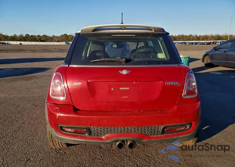 2011 Mini Cooper S z USA, uszkodzony, nr VIN WMWSV3C57BTY14356